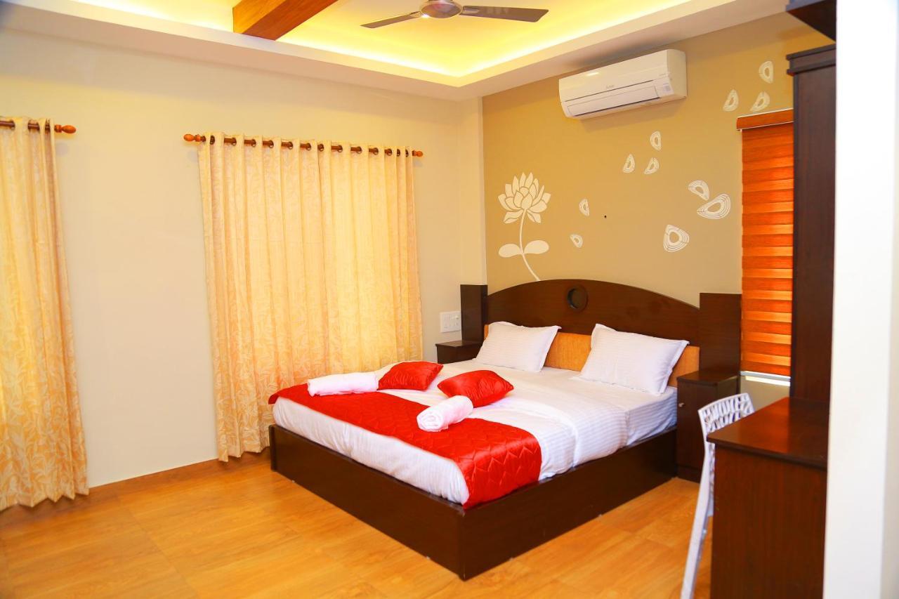 Metro Residency Hotel Kochi Exterior foto
